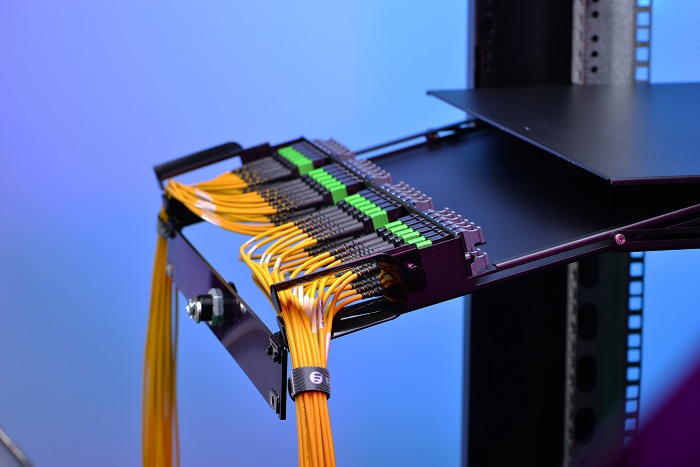 fiber optic patch panel connections with rack mount enclosure